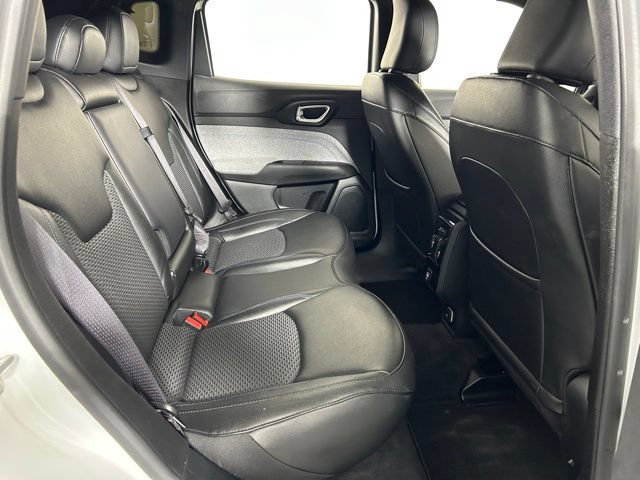 Used 2024 Jeep Compass Latitude AWD/4WD image 13