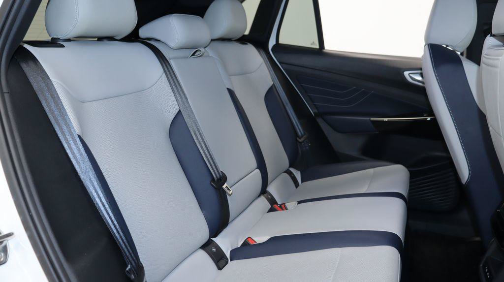 Used 2024 Volkswagen ID.4 S RWD image 23