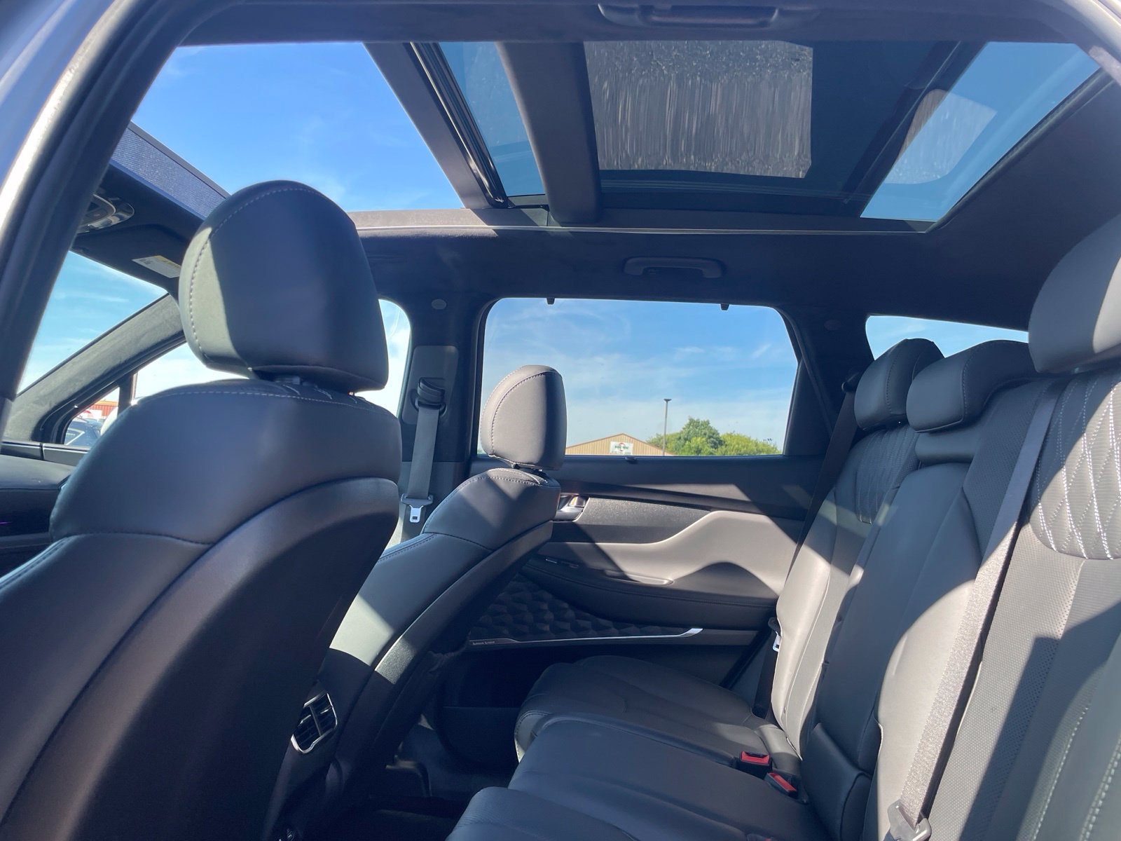 Used 2023 Hyundai Santa Fe Calligraphy AWD/4WD image 29