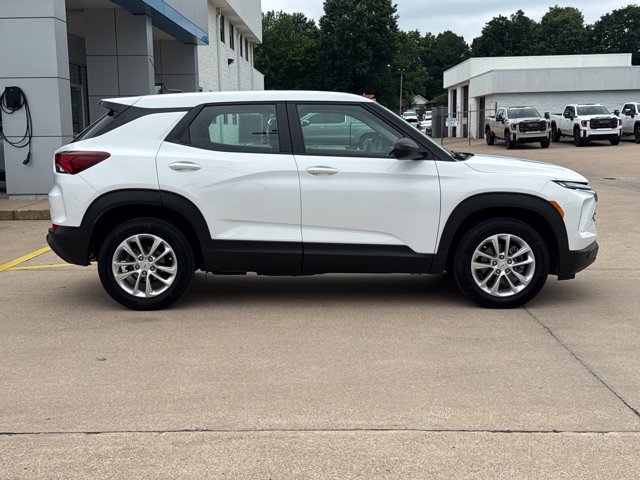 Used 2024 Chevrolet TrailBlazer LS AWD/4WD image 2