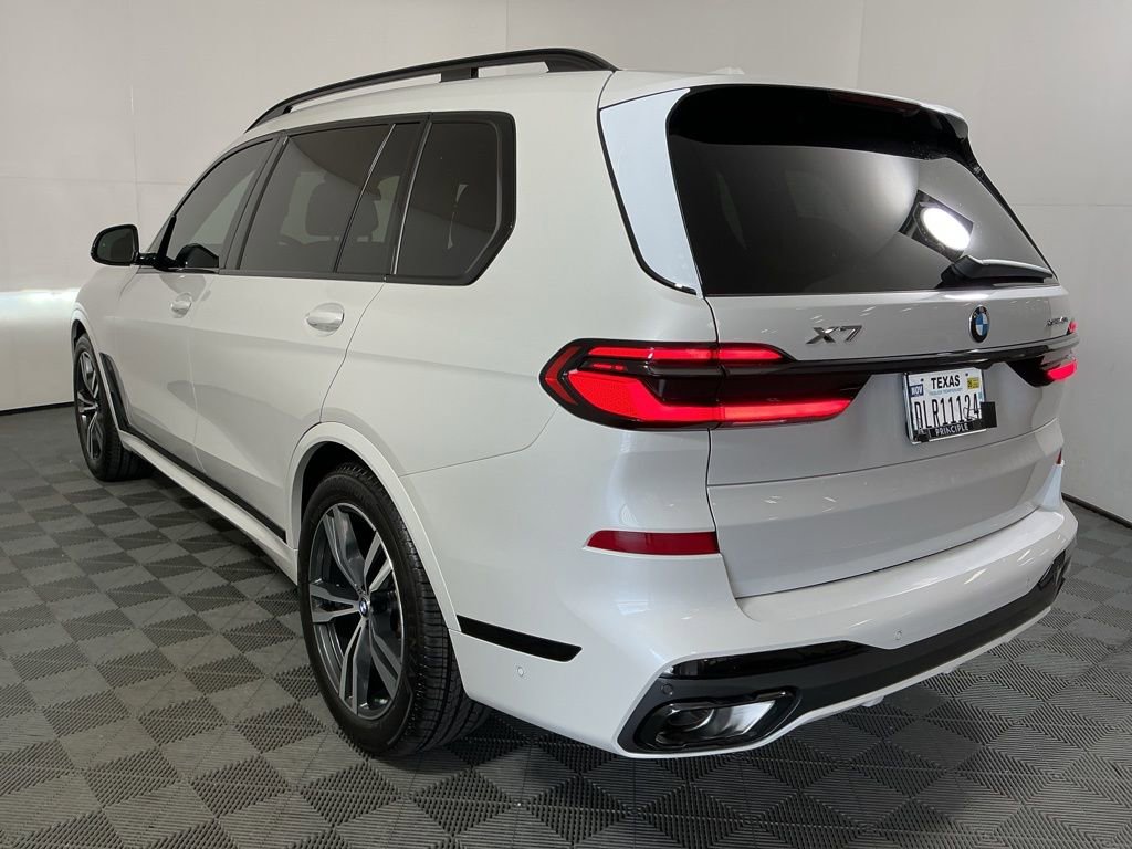 Used 2026 BMW X7 xDrive40i w/ M Sport Package AWD/4WD image 6