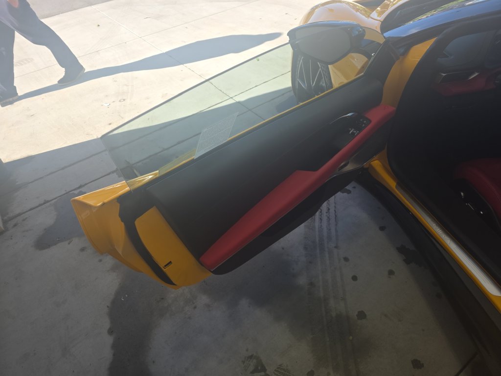 Used 2025 Lotus Emira RWD image 10