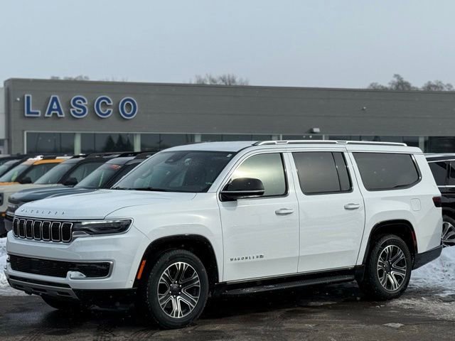 Used 2024 Jeep Wagoneer L Series II w/ Flexible Seating Group image 34