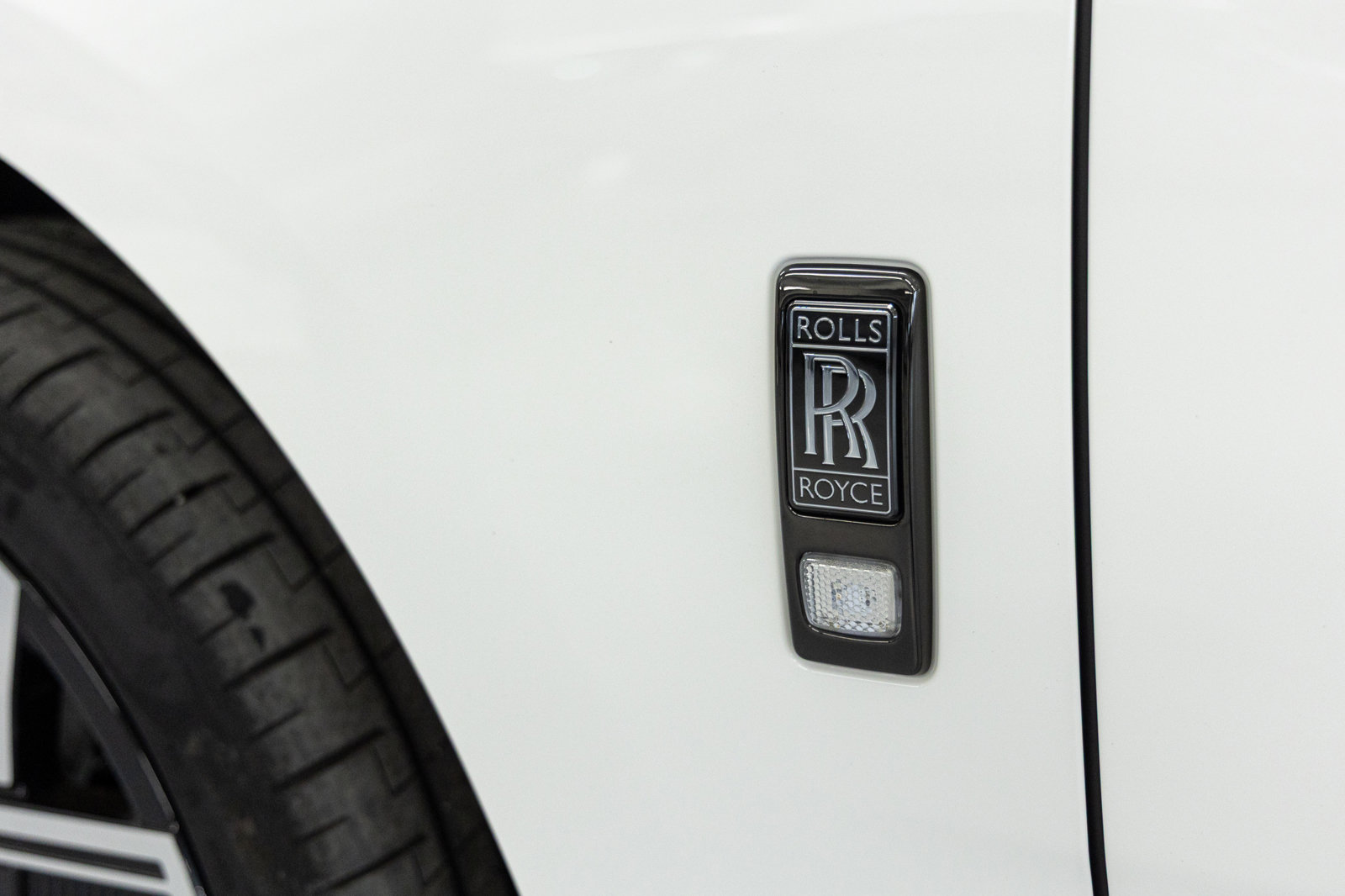 New 2026 Rolls-Royce Cullinan Black Badge AWD/4WD image 16