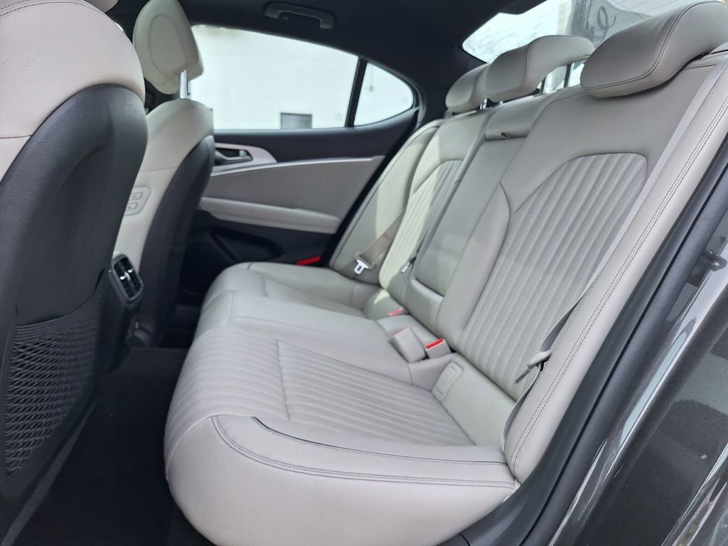 Used 2023 Genesis G70 2.0T w/ Sport Prestige Package image 24