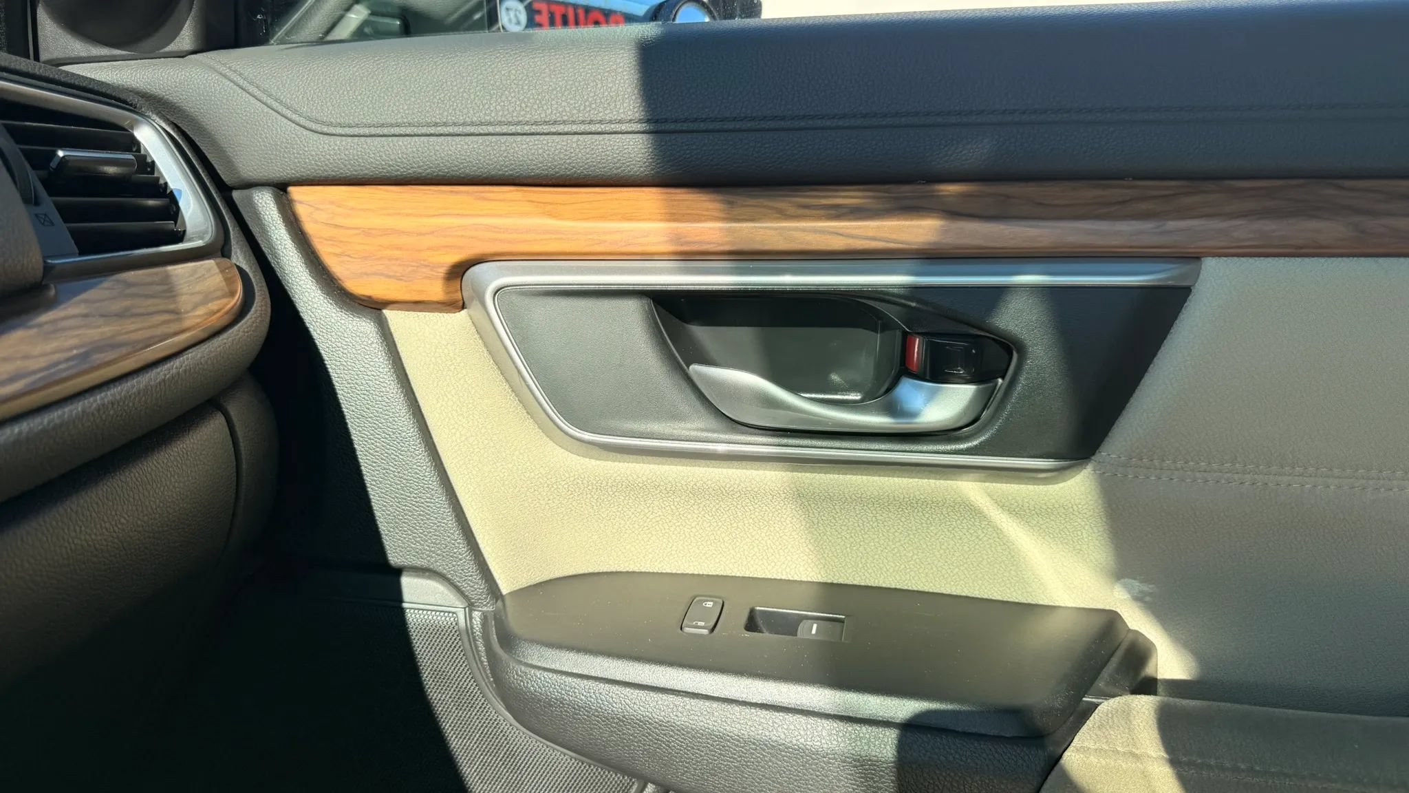 Used 2021 Honda CR-V EX image 24