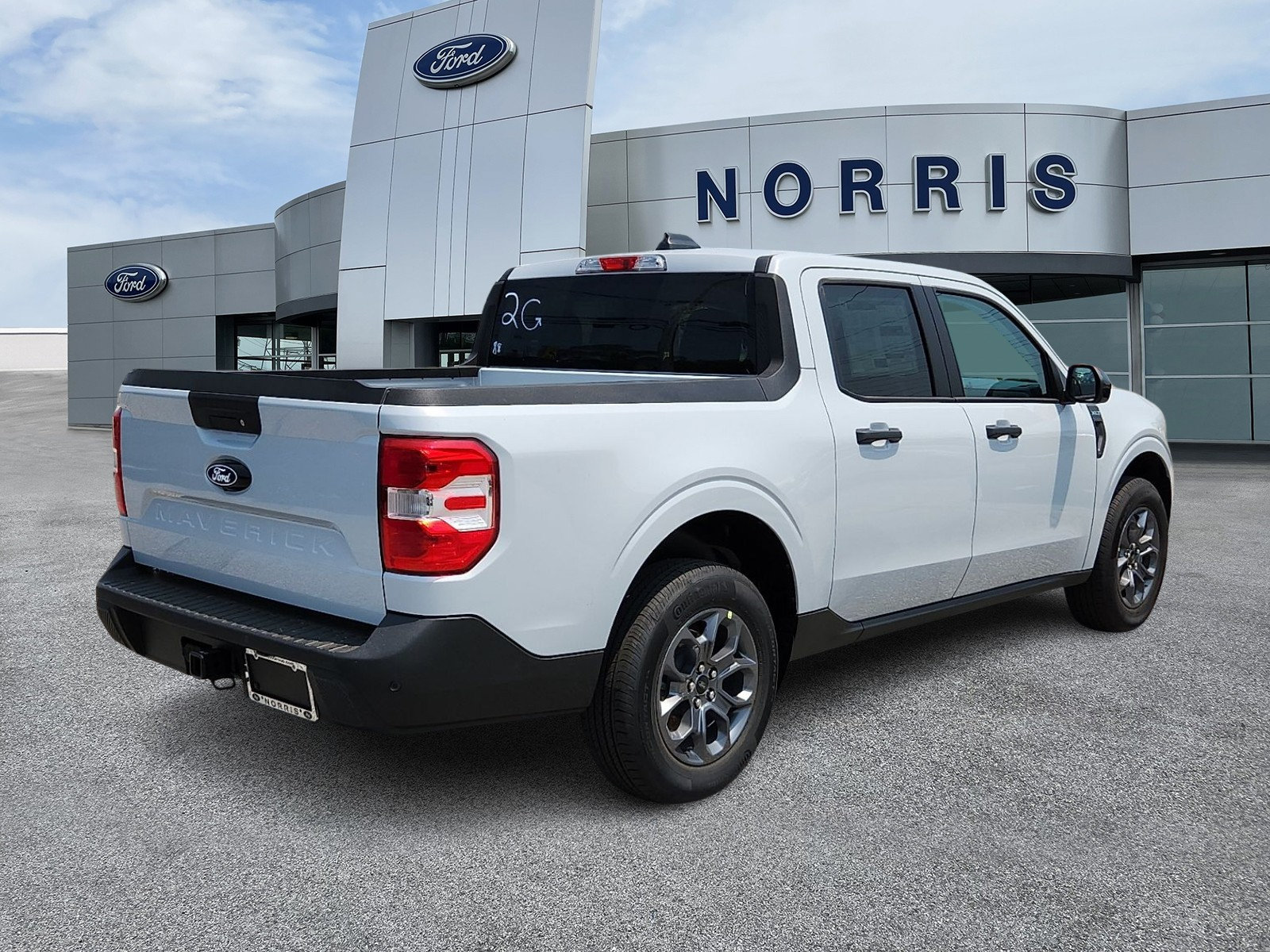 New 2026 Ford Maverick XLT w/ Equipment Group 301A AWD/4WD image 4