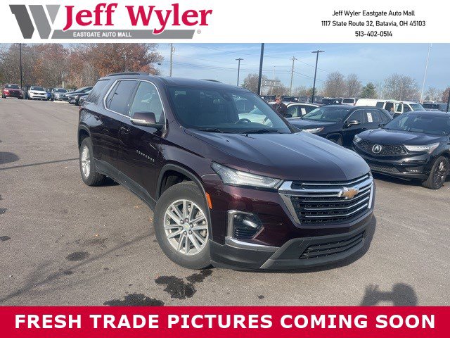 Used 2023 Chevrolet Traverse LT