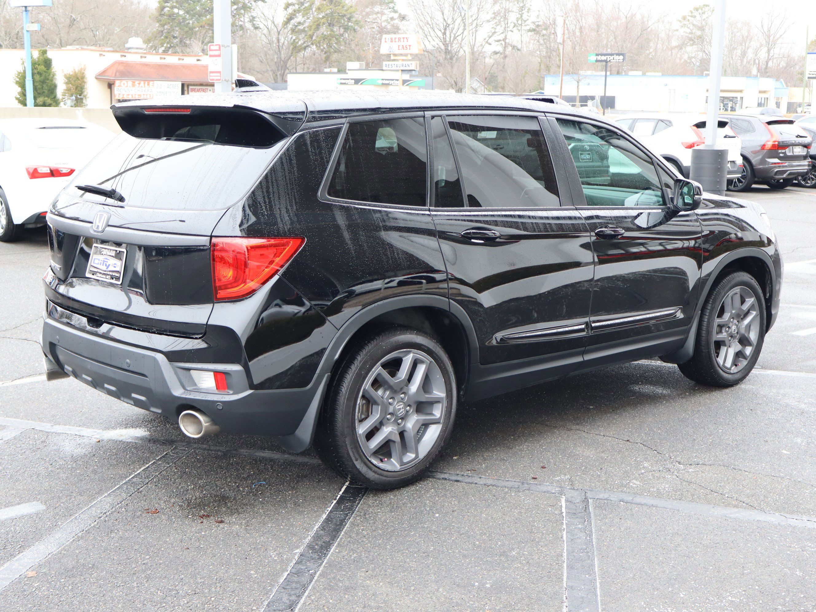 Used 2022 Honda Passport EX-L image 10