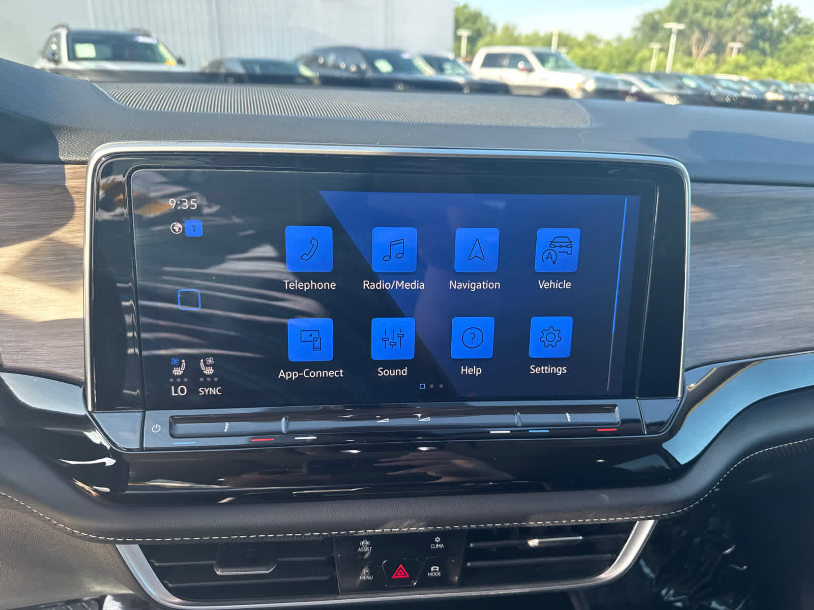 Certified 2024 Volkswagen Atlas SEL image 18