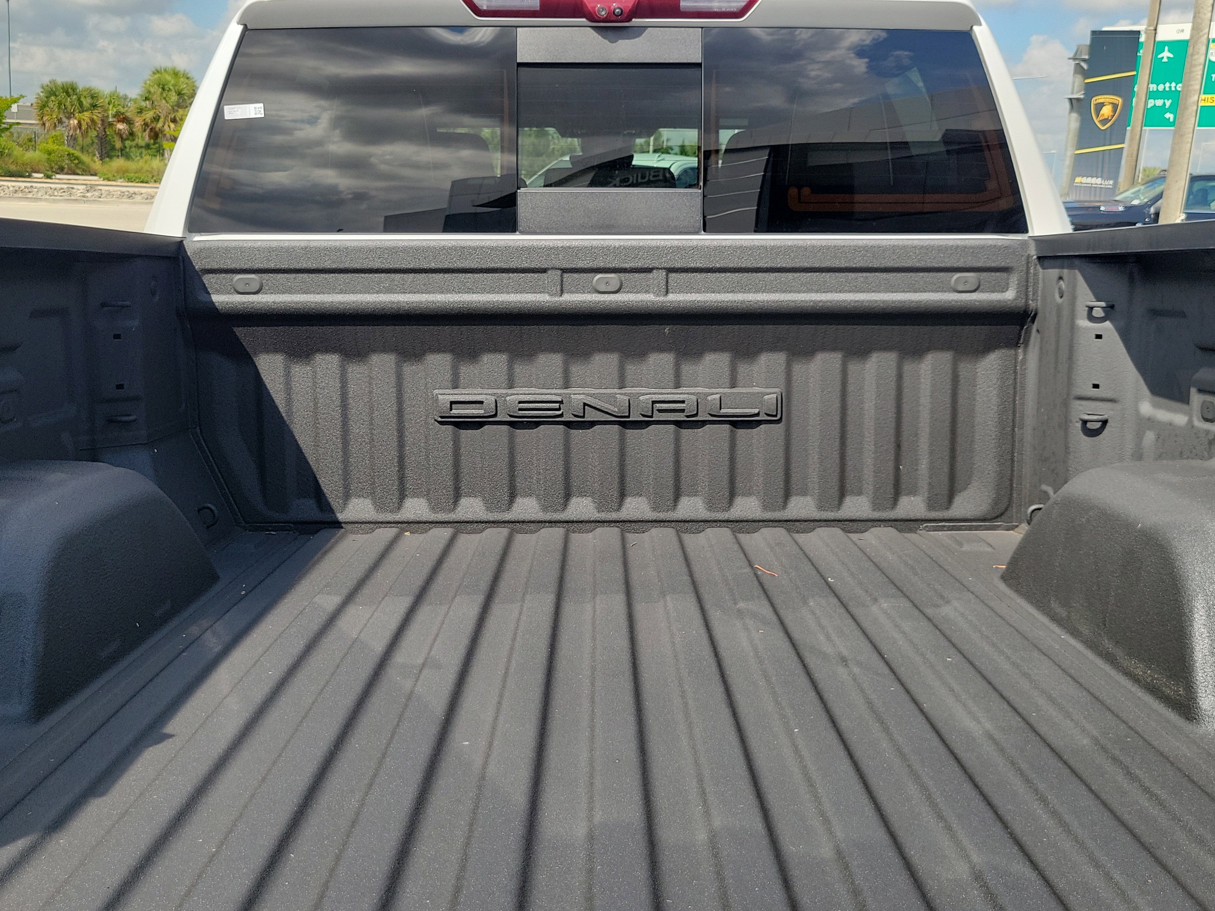 Used 2024 GMC Sierra 1500 Denali w/ Denali Reserve Package AWD/4WD image 29