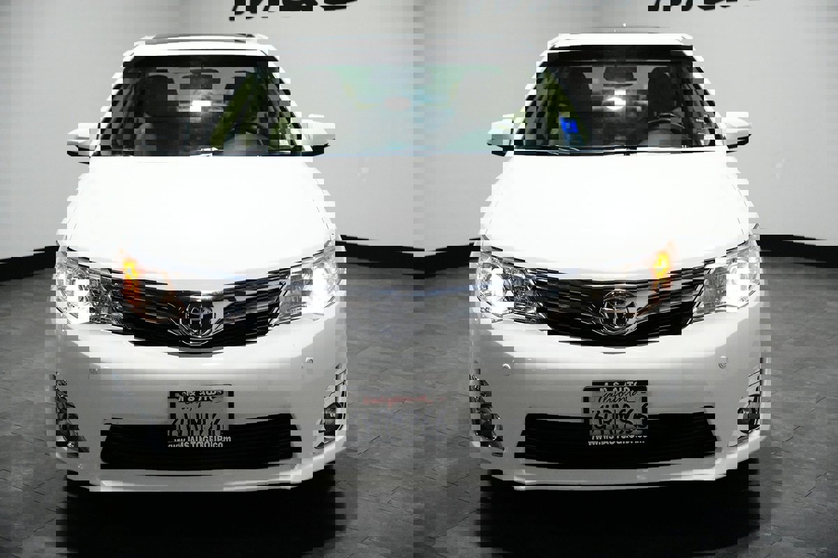 Used 2012 Toyota Camry XLE image 7