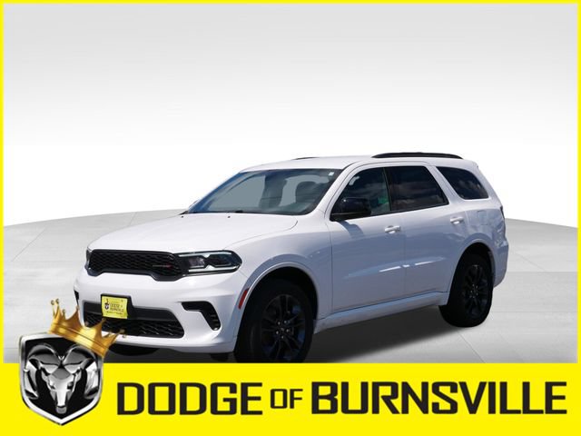 Used 2023 Dodge Durango GT w/ Blacktop Package AWD/4WD image 3