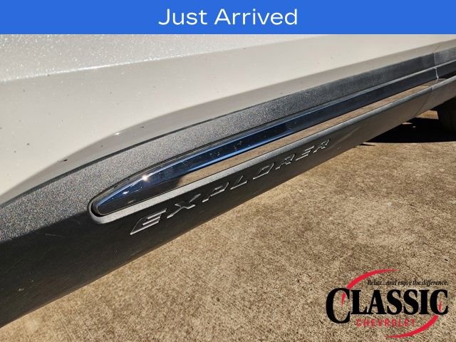 Used 2021 Ford Explorer Limited w/ Hybrid Equipment Group 310A image 18