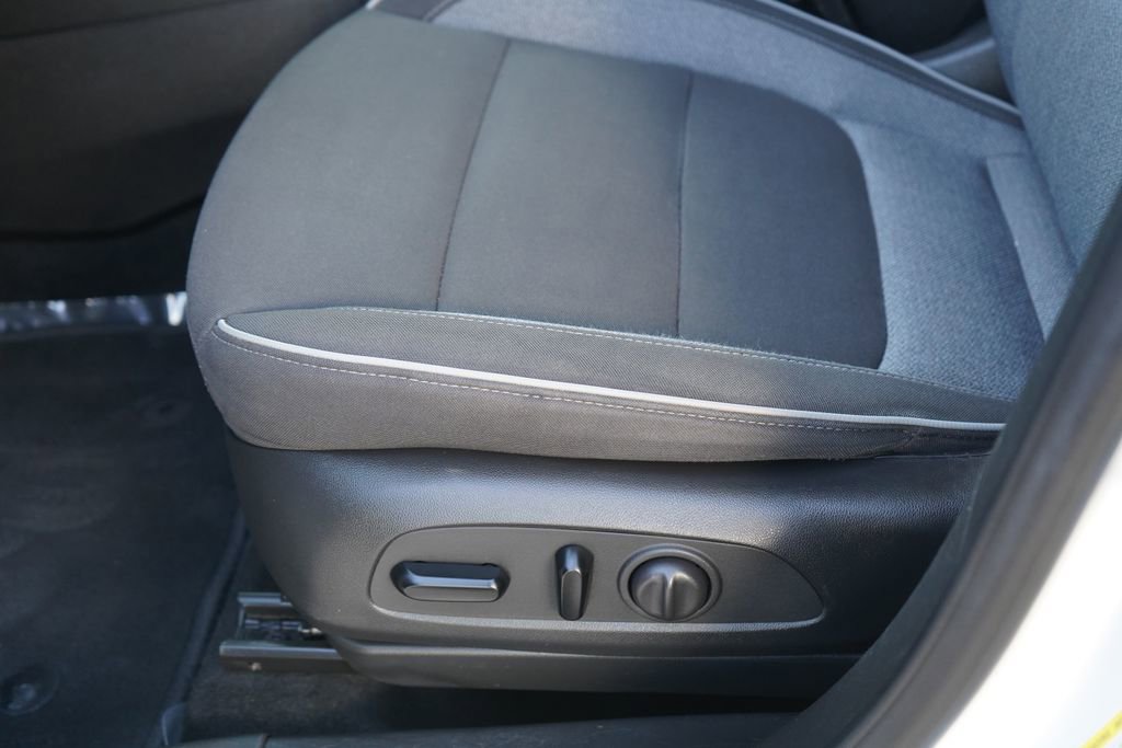 Used 2023 Chevrolet TrailBlazer LT image 14