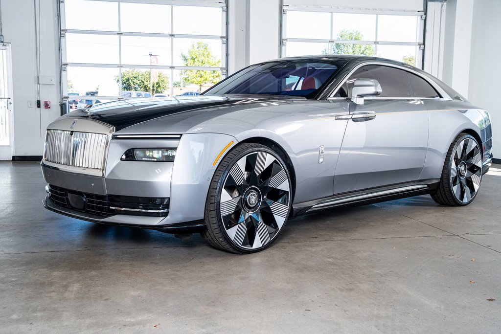 Used 2024 Rolls-Royce Spectre w/ Spectre Launch Package image 12