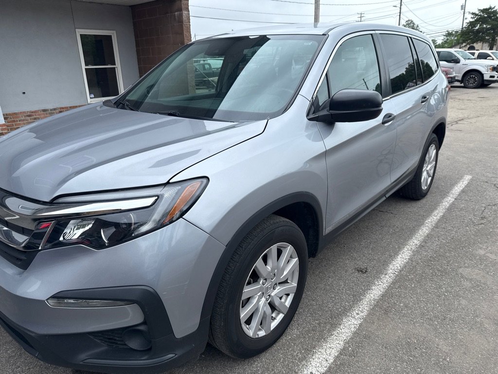 Used 2019 Honda Pilot LX image 2