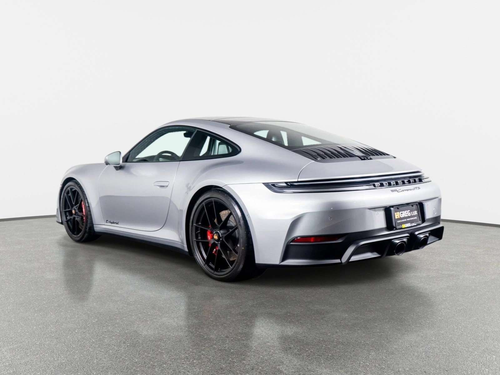 Used 2025 Porsche 911 Carrera GTS RWD image 15
