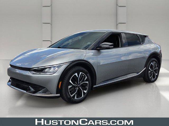 Used 2022 Kia EV6 Wind RWD image 1