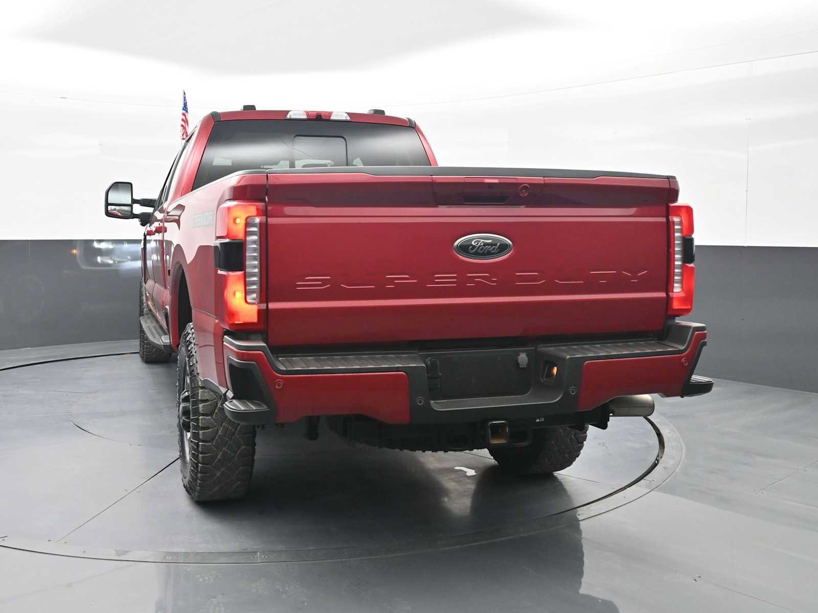 Used 2024 Ford F250 Lariat w/ Tremor Off-Road Package image 6