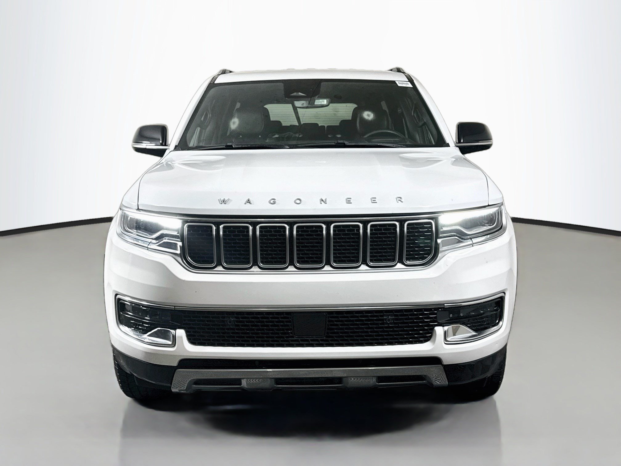 Used 2024 Jeep Wagoneer Series III AWD/4WD image 2