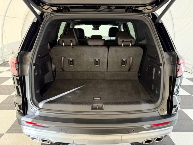 Used 2025 GMC Acadia Elevation AWD/4WD image 4