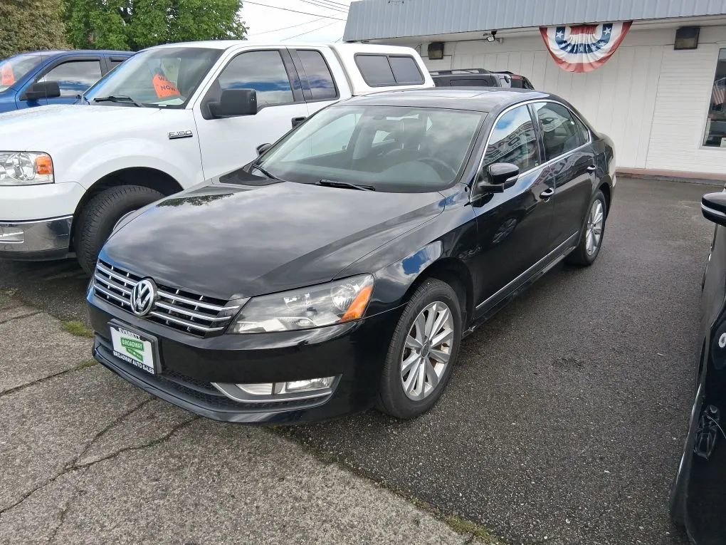 Used 2013 Volkswagen Passat 2.5 SEL Premium FWD image 1