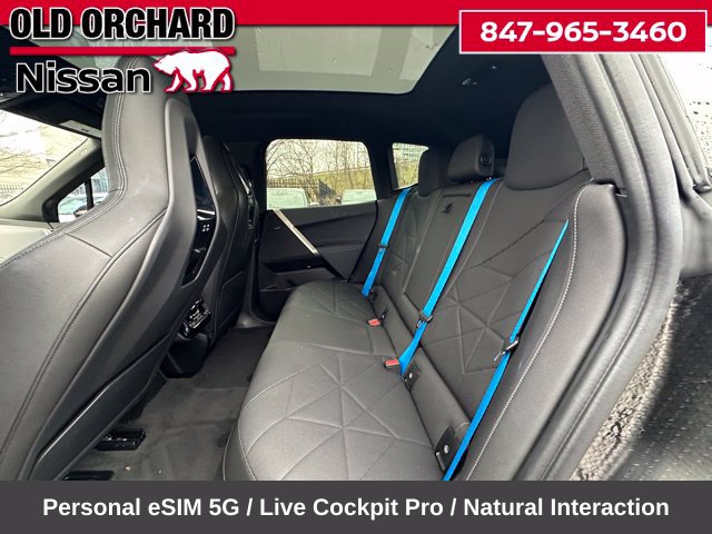 Used 2023 BMW iX xDrive50 w/ Ultimate Package 2 AWD/4WD image 15