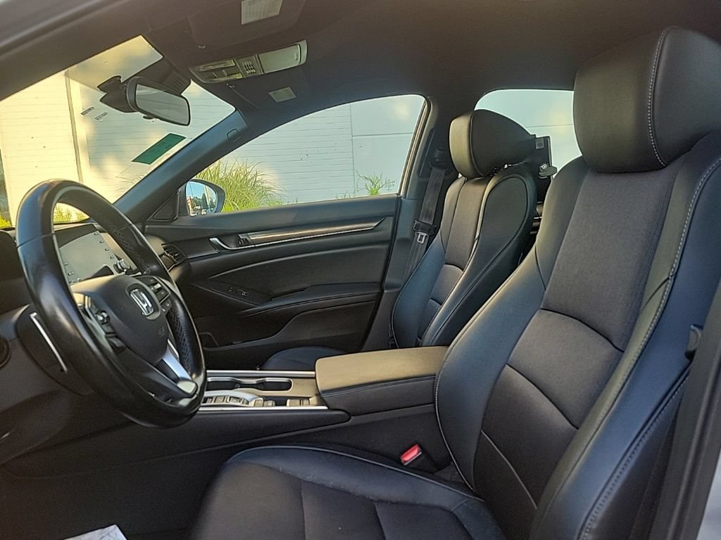 Used 2022 Honda Accord Sport image 6