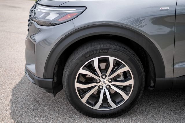 Used 2025 Ford Explorer ST-Line AWD/4WD image 9