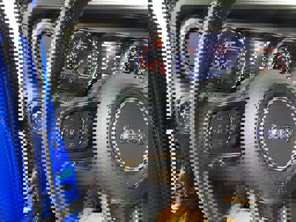 Used 2022 Jeep Wrangler Unlimited Willys image 15