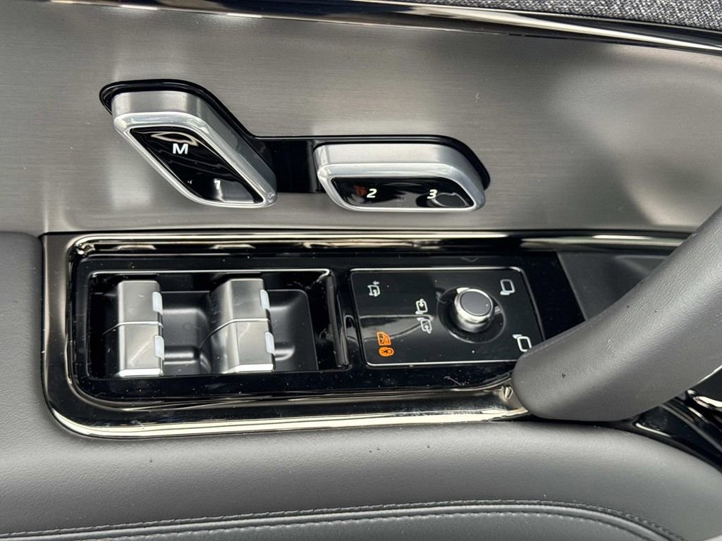 New 2026 Land Rover Range Rover Sport Dynamic SE image 29