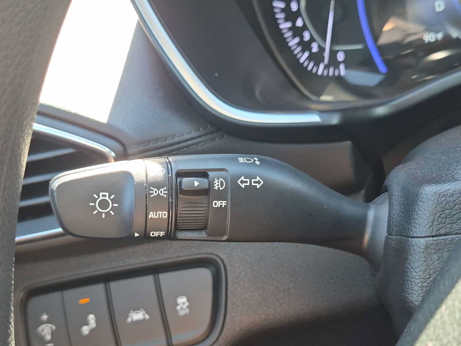 Used 2020 Hyundai Santa Fe SEL FWD image 26