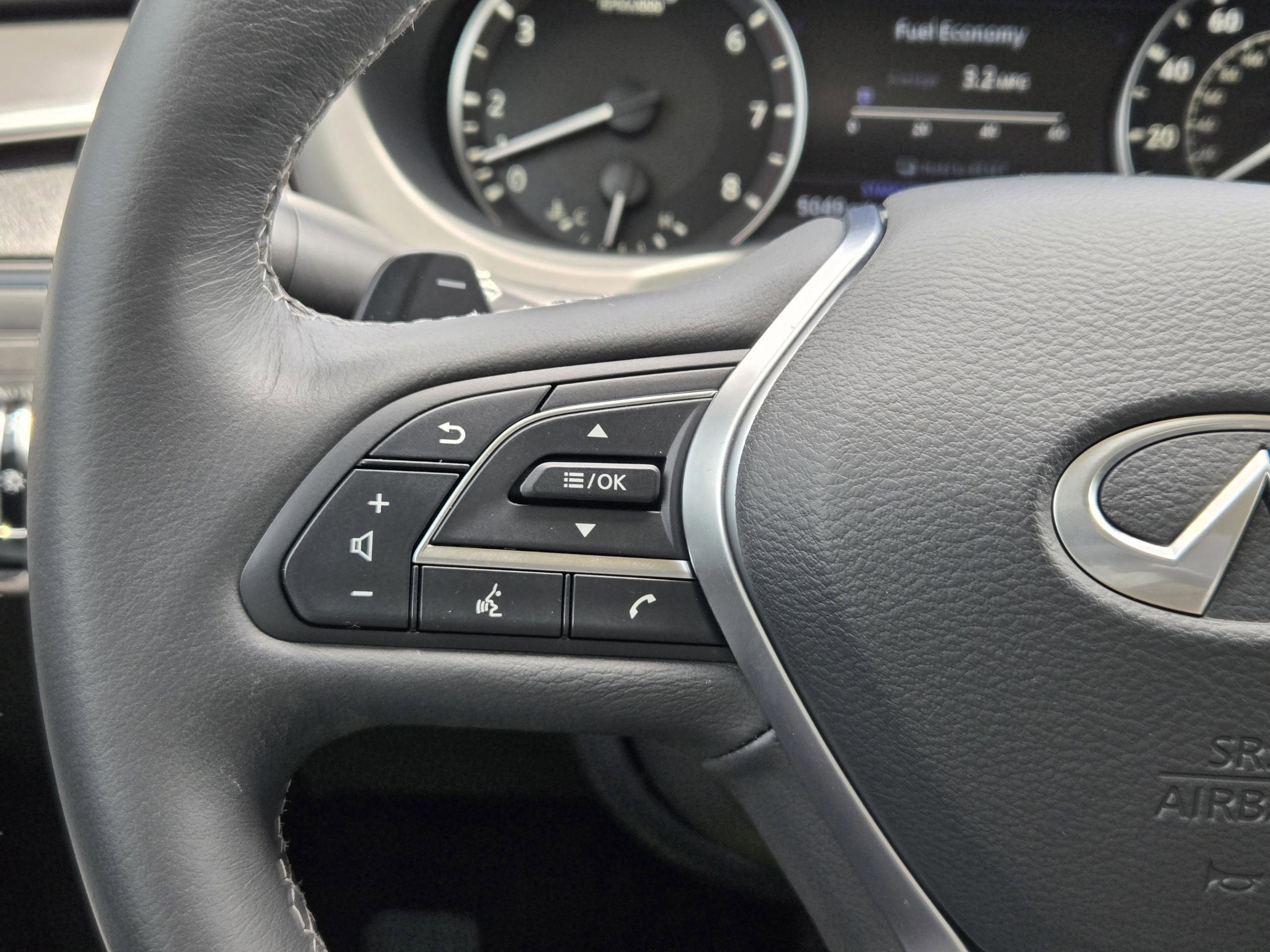 Used 2025 INFINITI QX50 Luxe AWD/4WD image 28