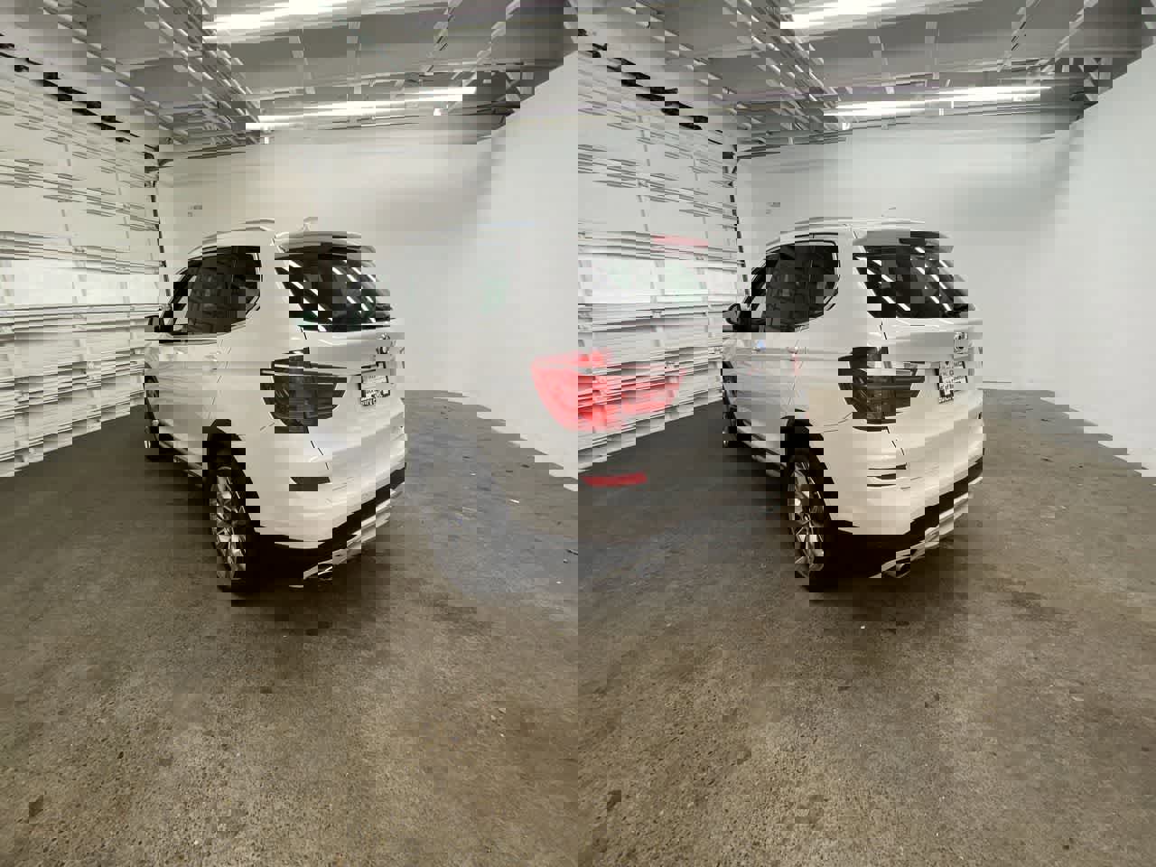 Used 2016 BMW X3 xDrive28d image 4