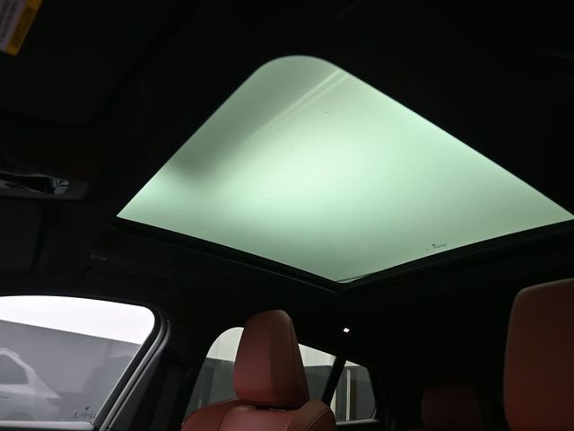 New 2026 BMW X2 xDrive28i w/ Convenience Package image 23