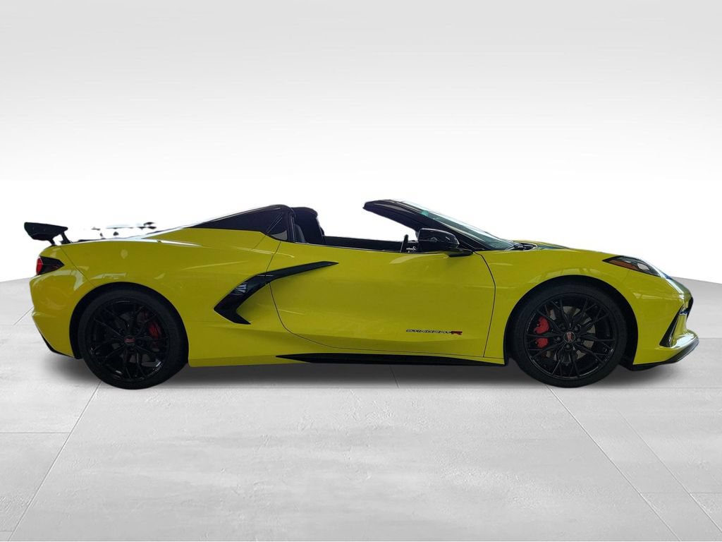 Used 2023 Chevrolet Corvette Stingray Premium Conv w/ Z51 Performance Package RWD image 11