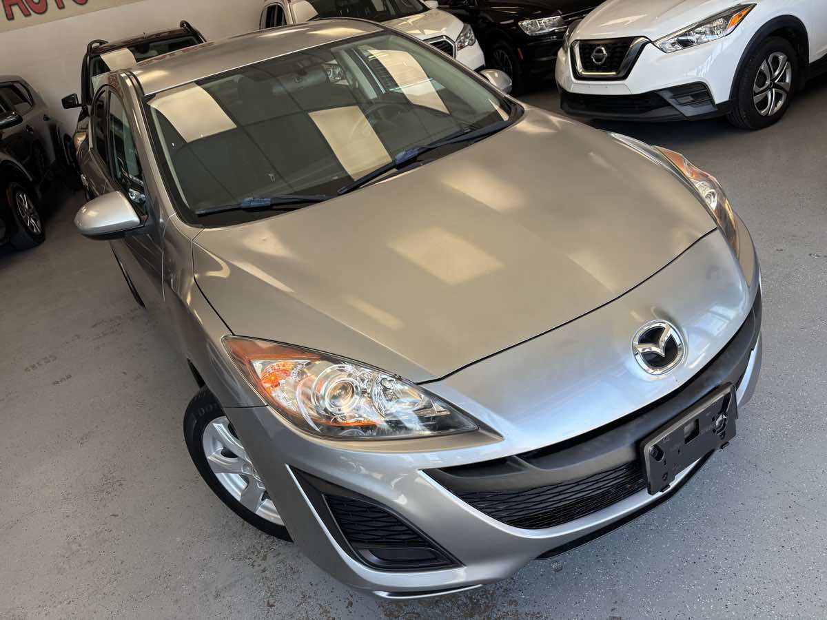 Used 2011 MAZDA MAZDA3 i Touring image 8