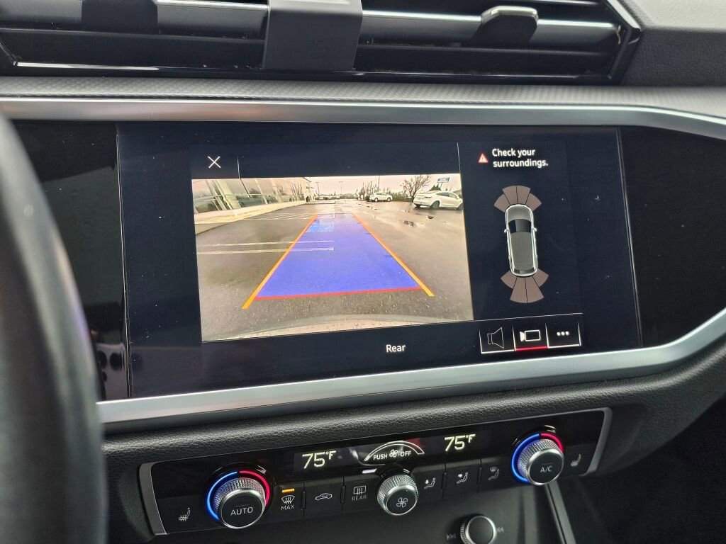 Used 2020 Audi Q3 2.0T Premium w/ Convenience Package image 34