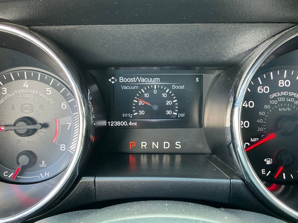 Used 2017 Ford Mustang Coupe image 21