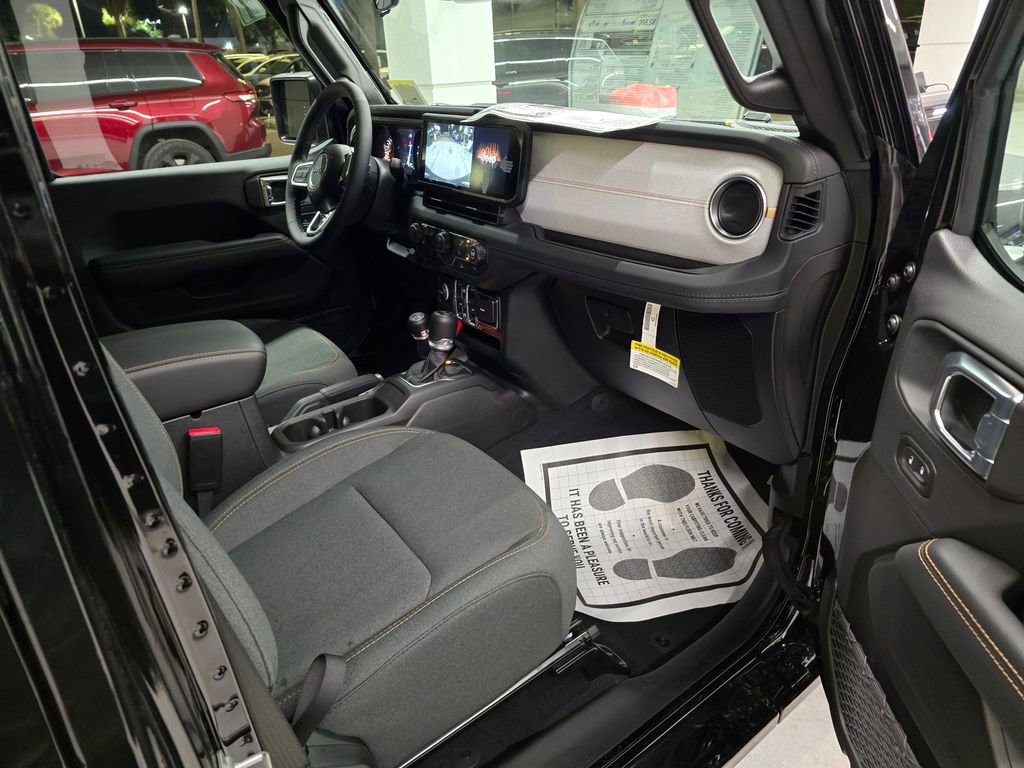 New 2026 Jeep Wrangler Unlimited Sahara AWD/4WD image 28