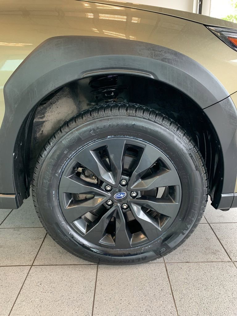 Certified 2024 Subaru Outback Onyx Edition AWD/4WD image 27