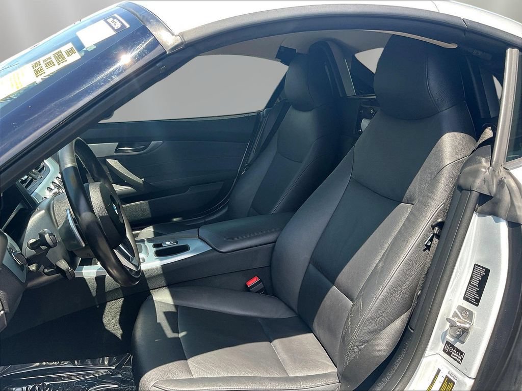 Used 2012 BMW Z4 sDrive28i RWD image 18