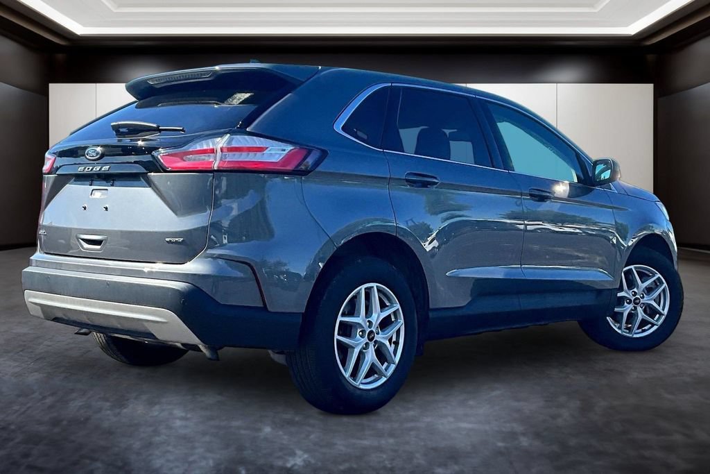Used 2024 Ford Edge SEL w/ Convenience Package AWD/4WD image 6