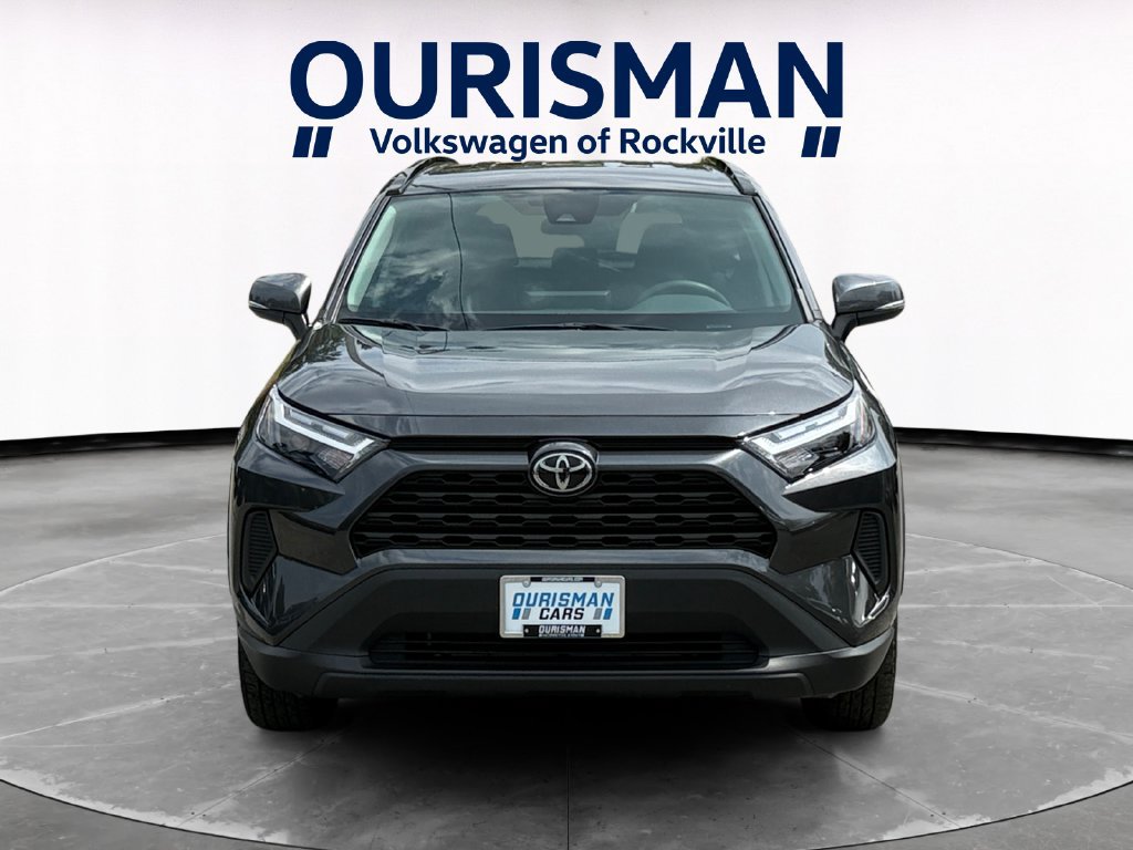Used 2025 Toyota RAV4 XLE AWD/4WD image 8