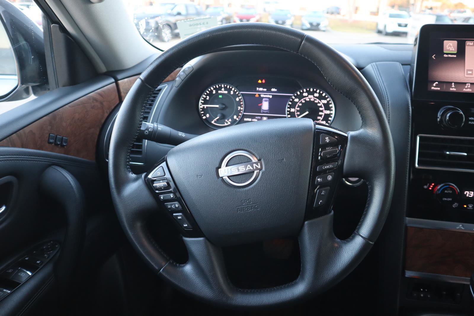 Used 2022 Nissan Armada SL image 26