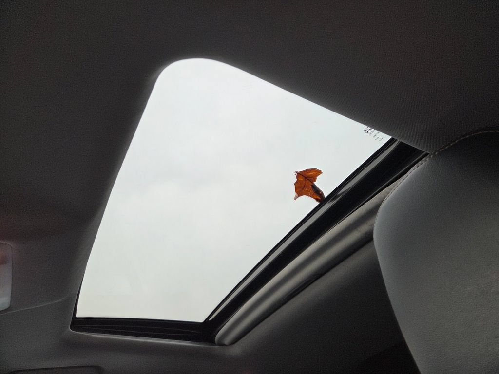 Used 2017 Toyota Highlander XLE FWD image 9