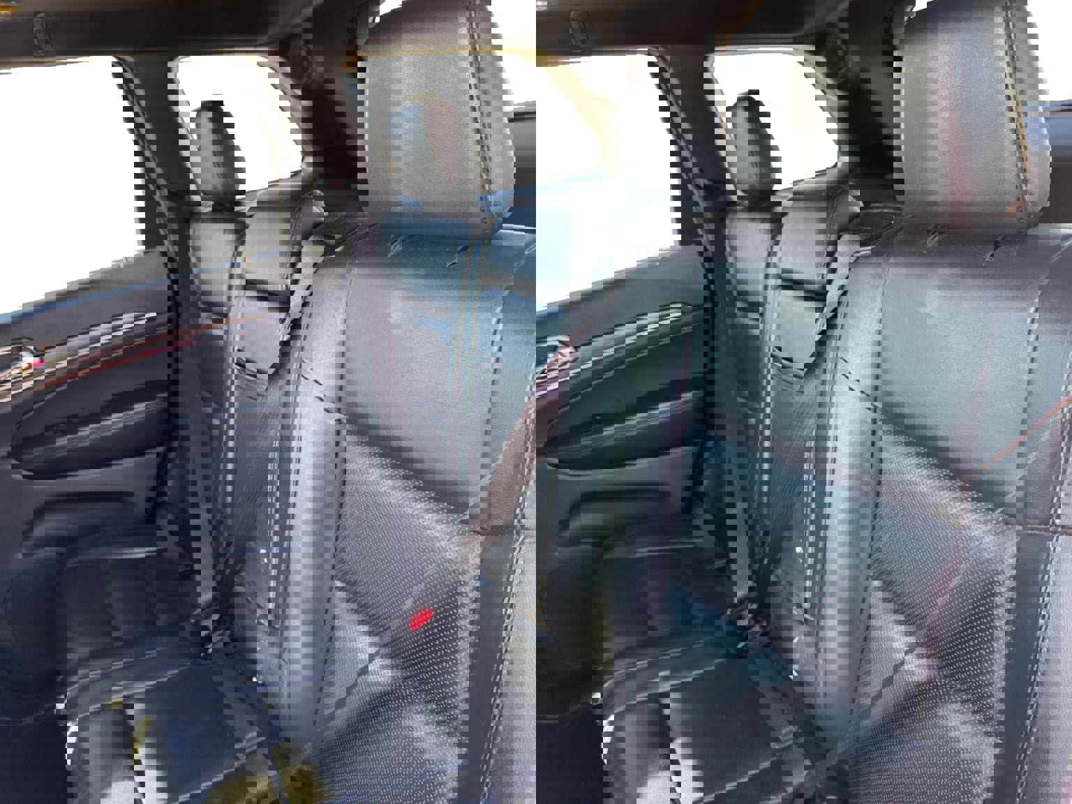 Used 2020 Jeep Grand Cherokee Limited w/ Luxury Group II image 16