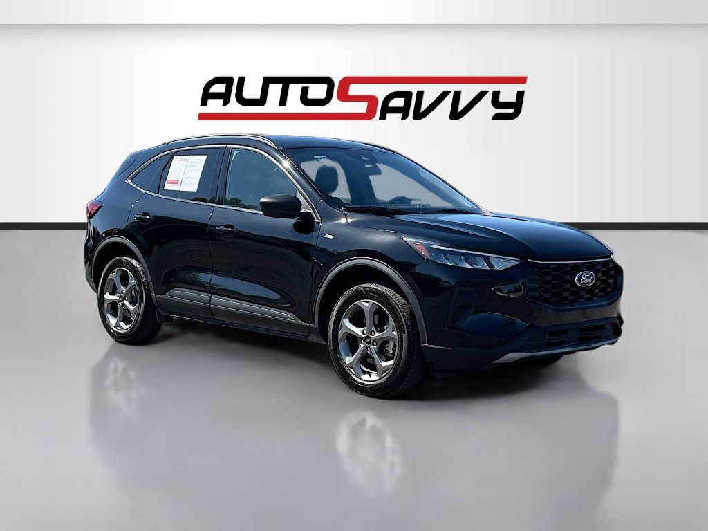 Used 2025 Ford Escape ST-Line AWD/4WD image 1