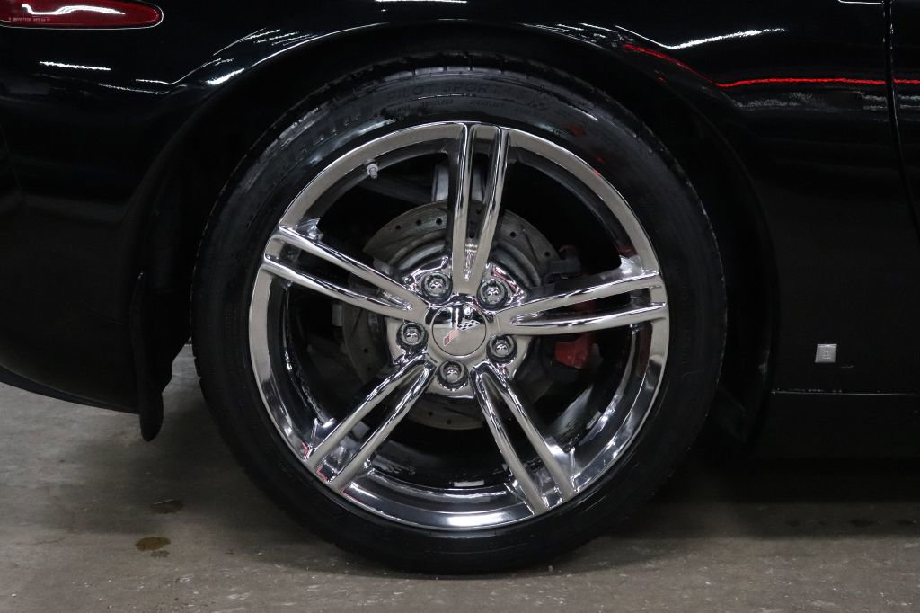 Used 2006 Chevrolet Corvette Convertible w/ Preferred Equipment Group image 27